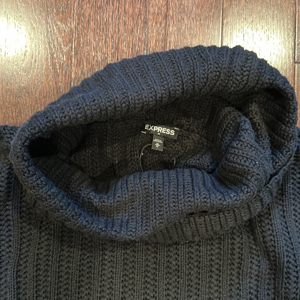 Express sweater - Picture 2 of 4